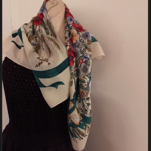 Authentic Gucci Silk Scarf - Picture 7 of 7
